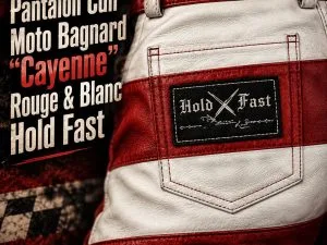Pantalon cuir biker Cayenne vu de dos, étiquette Hold Fast cousue sur la poche