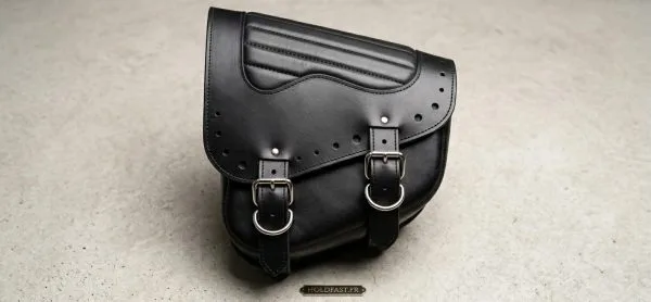 Sacoche Cuir Moto Master Leather Deluxe — Côté Droit Softail & Cadre rigide — Fait Main Hold Fast